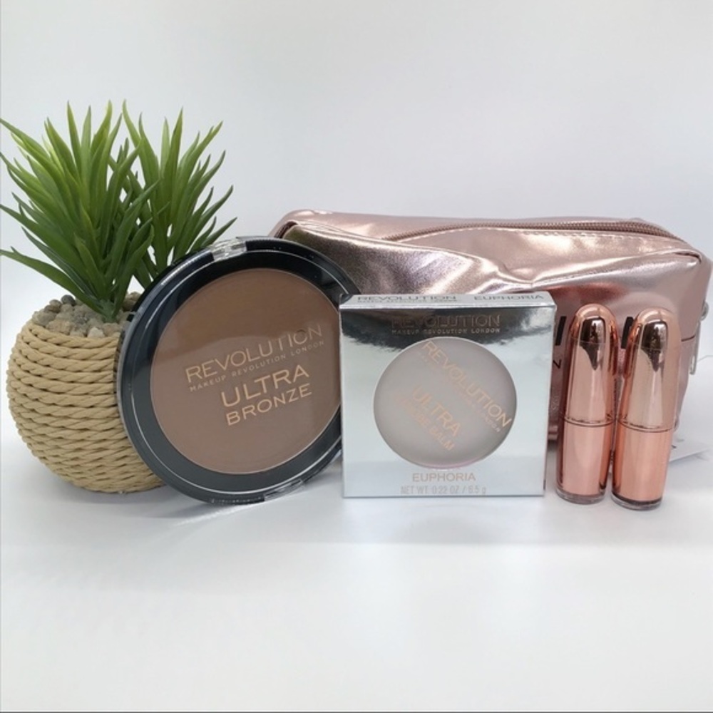 Revolution Makeup 5-Piece Makeup Set w/ Bag, NWT